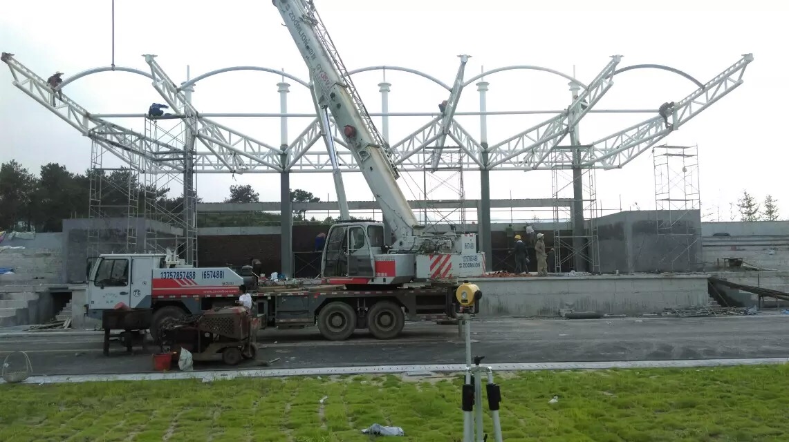 恩施市宣恩县职业中学膜结构看台